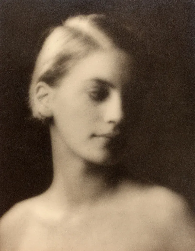 Lee Miller par Arnold Genthe, 1927.