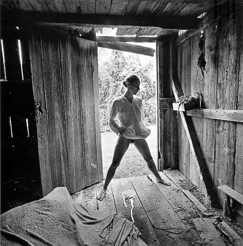 © Emmet Gowin. Edith, Danville (Virginie), 1971.