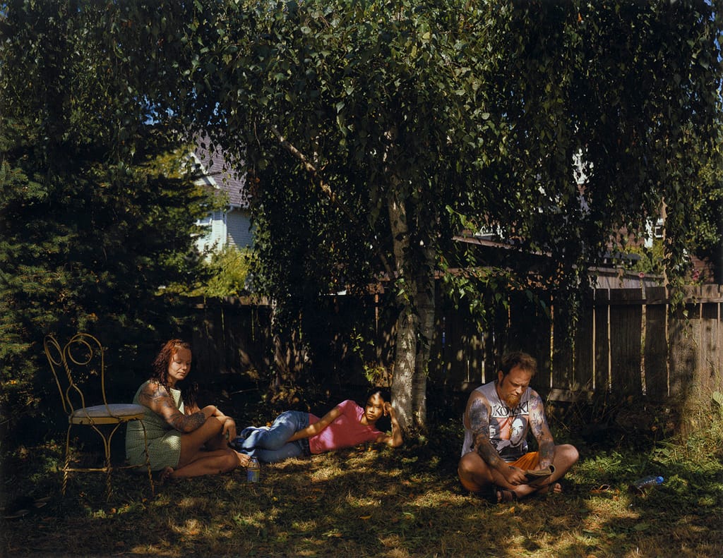 eff Wall, « Tattoos and Shadows », 2000.