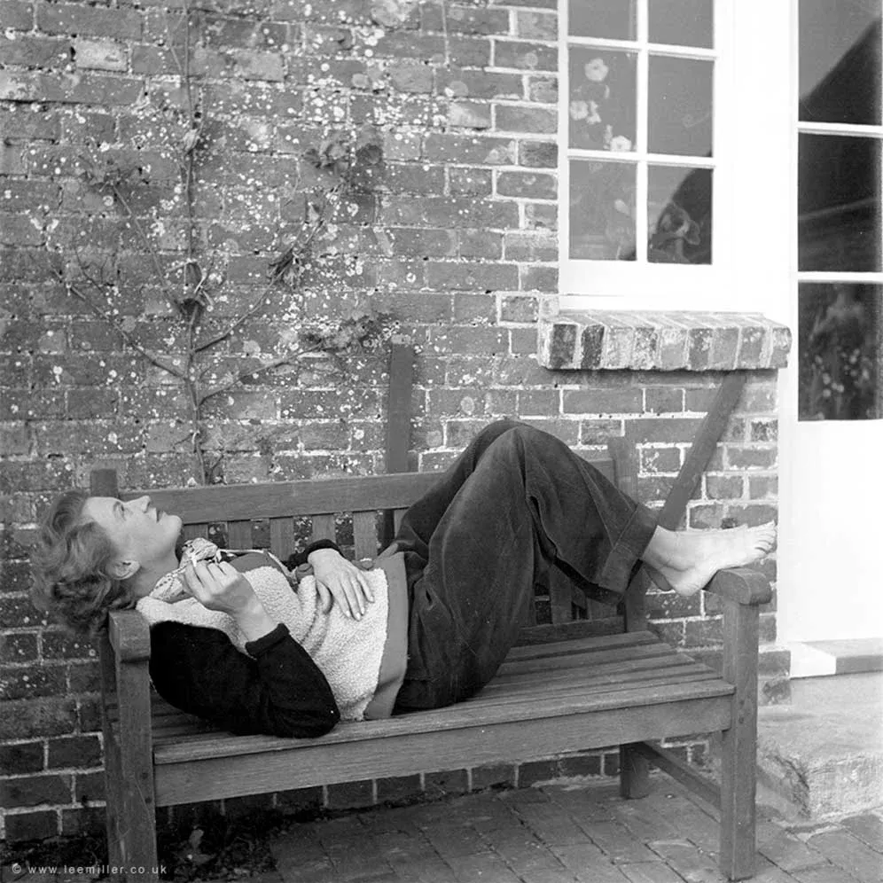 Lee Miller à la Farley House.
