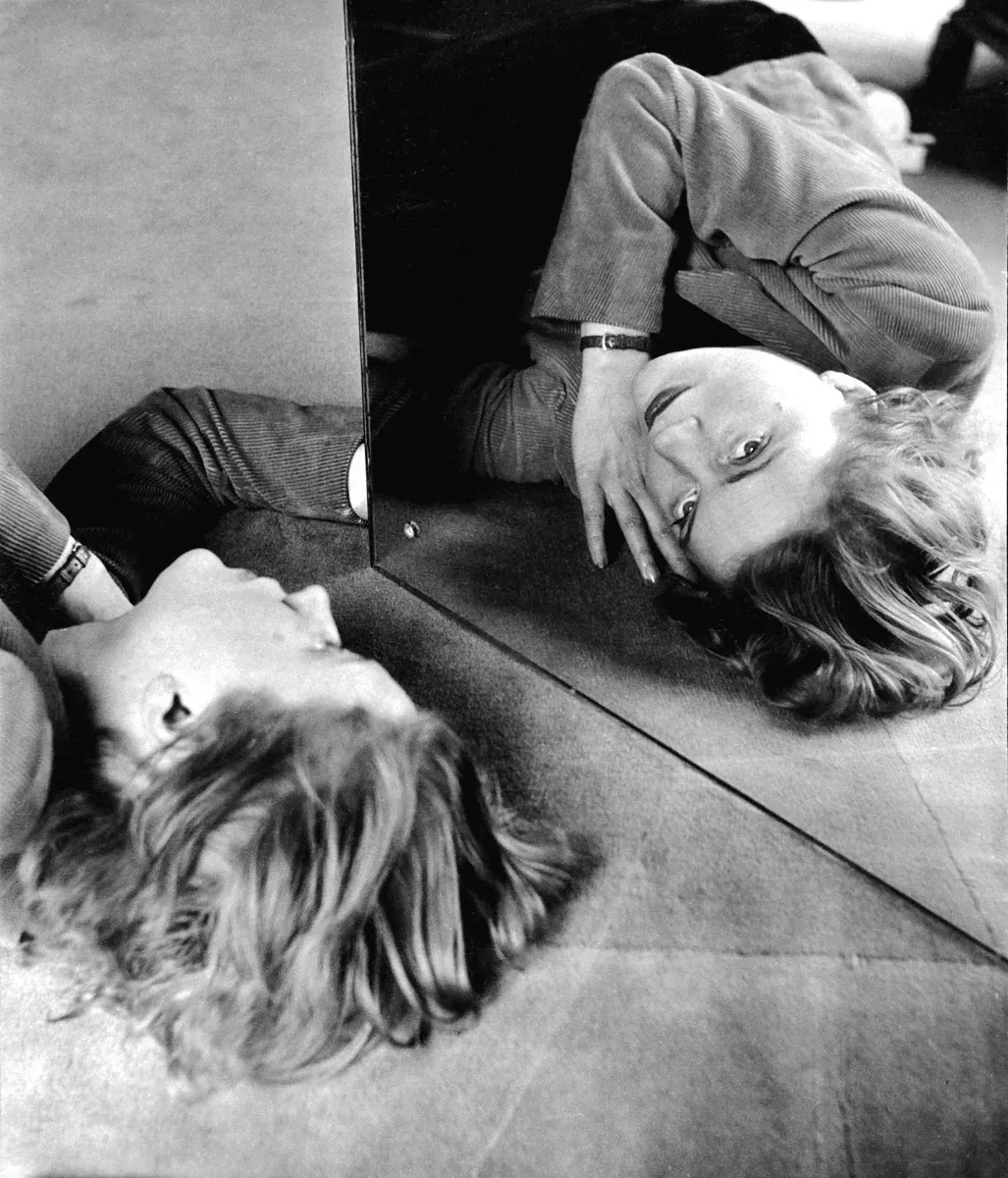 Photographies par Lee Miller et David Scherman. 1946.