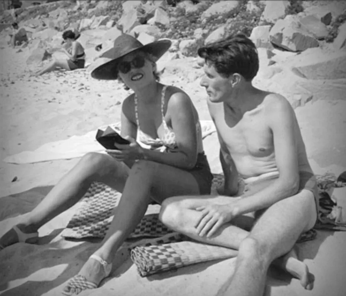 Lee Miller, Antony Penrose. Mougins. 1937.