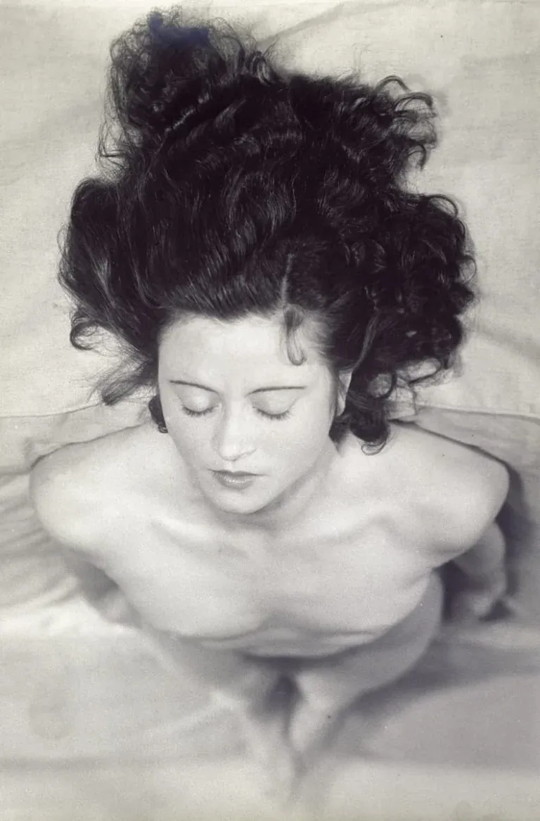 Jacques-André Boiffard, Renée Jacobi, vers 1930.