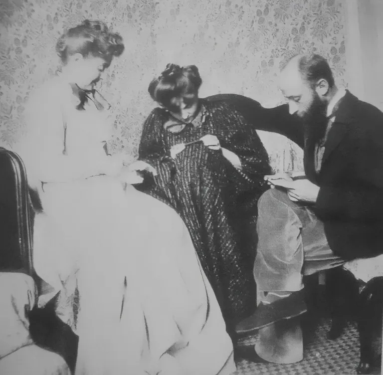 Suzanne Avril, Misia et Edouard Vuillard, relais de Villeneuve-sur-Yonne, 1898.
