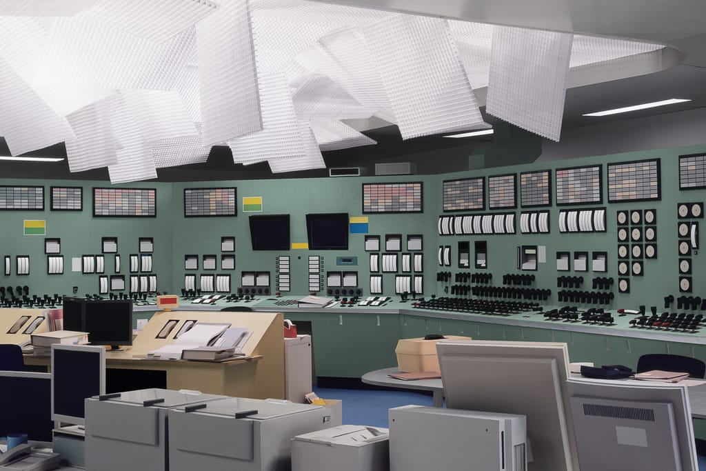 Thomas Demand, « Control Room », 2011. Reproduction en carton d’une photographie prise à Fukushima No. 1 d’une salle de contrôle.