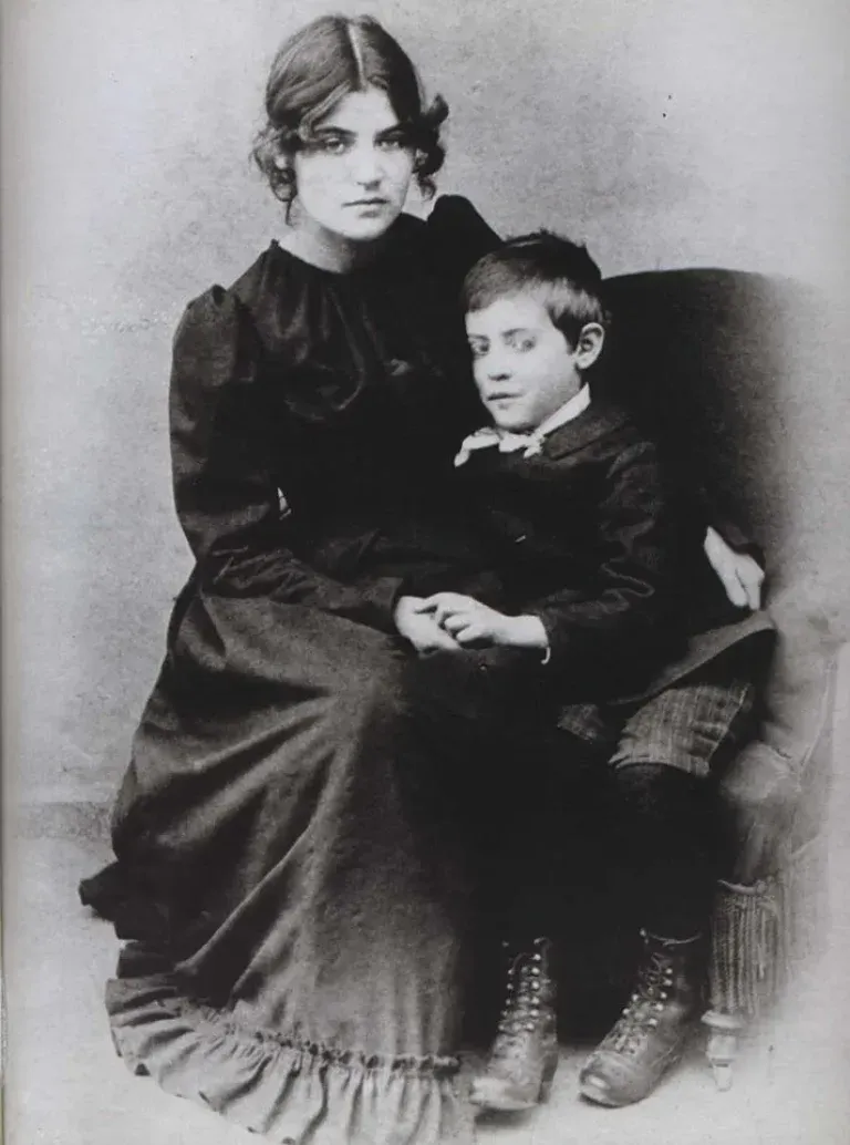 Suzanne Valadon et son fils.