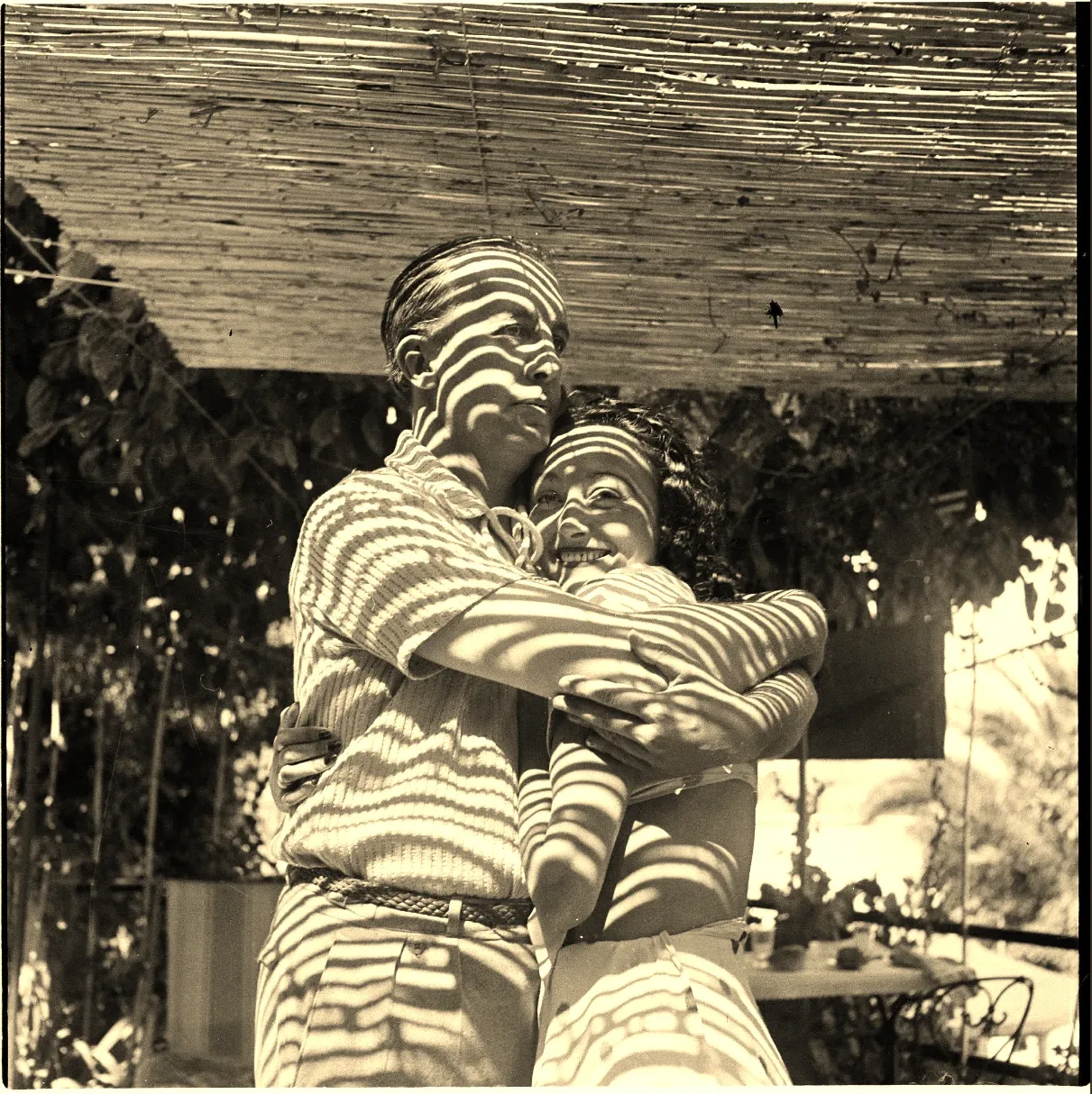 Dora Maar. Paul et Nusch Eluard. 1937. Mougins.