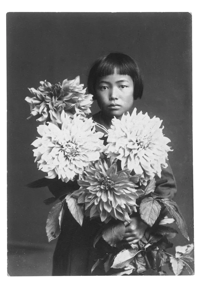 Yayoi Kusama : La conquérante aux pois révélée !