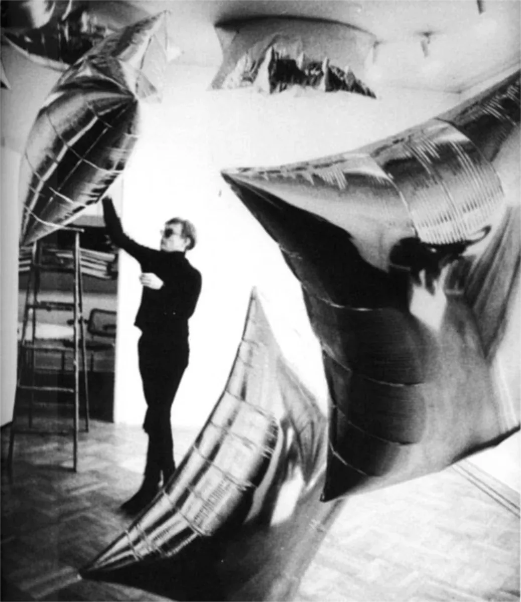 Warhol et les Clouds Siver