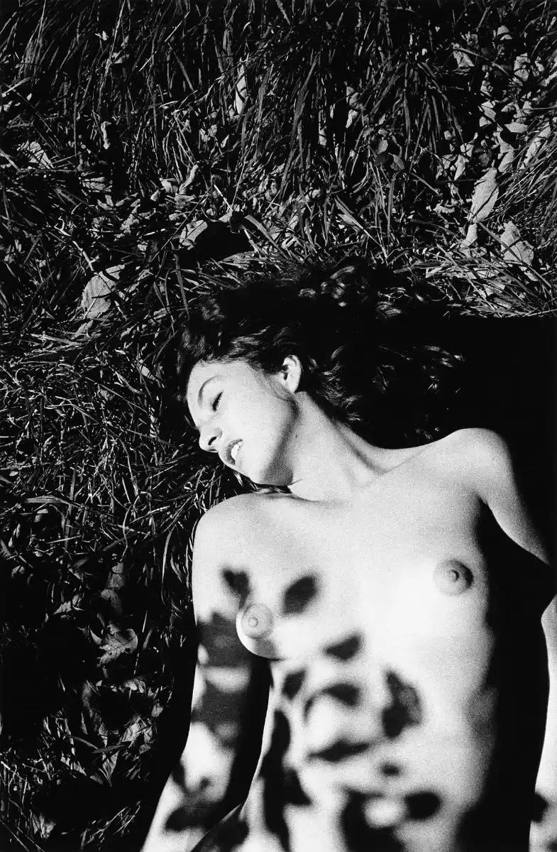 Ralph Gibson. Untitled. Nude on grass. 1986.