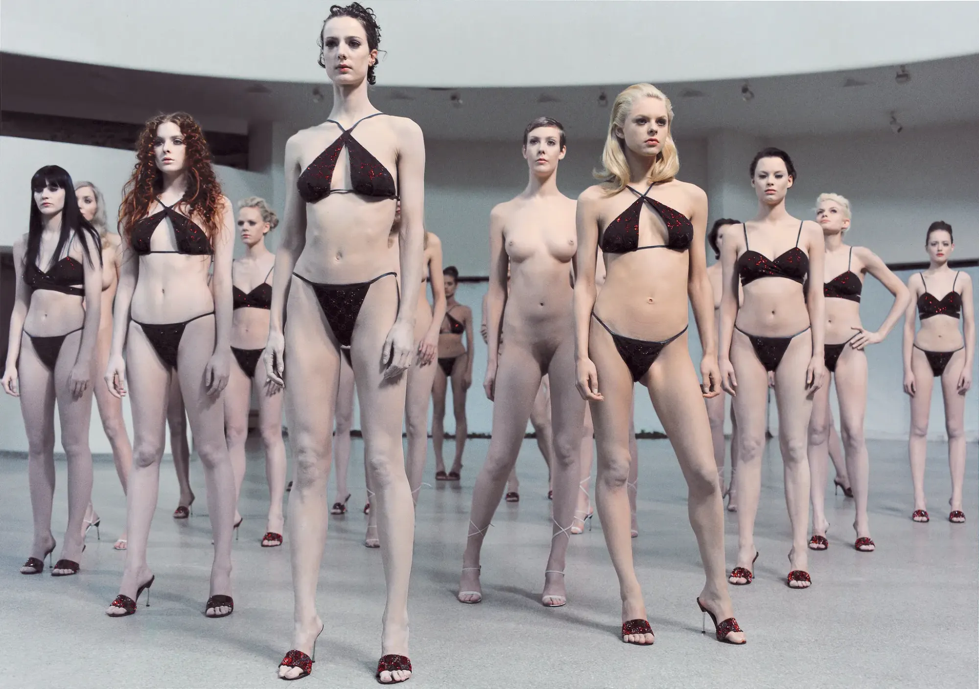 © Vanessa Beecroft. VB35. Solomon R. Guggenheim Museum, New York. 1998.