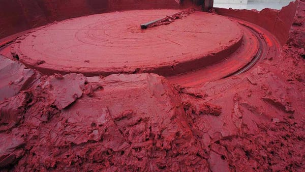 Anish Kapoor My Red Homeland à St Etienne